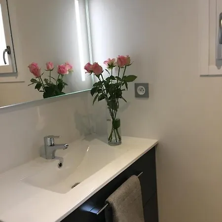 Pistache La Vallee Des Noyers Semesterbostad Lhommaize