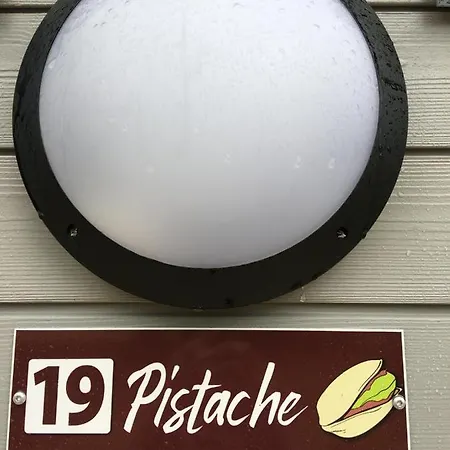 Pistache La Vallee Des Noyers * Lhommaize